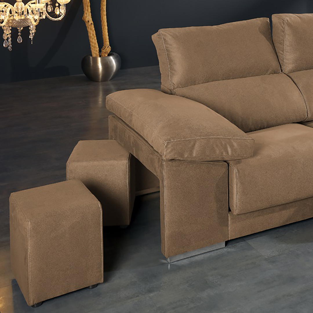 sofa-asientos-deslizantes-brazos-anchos-puffs-detalle