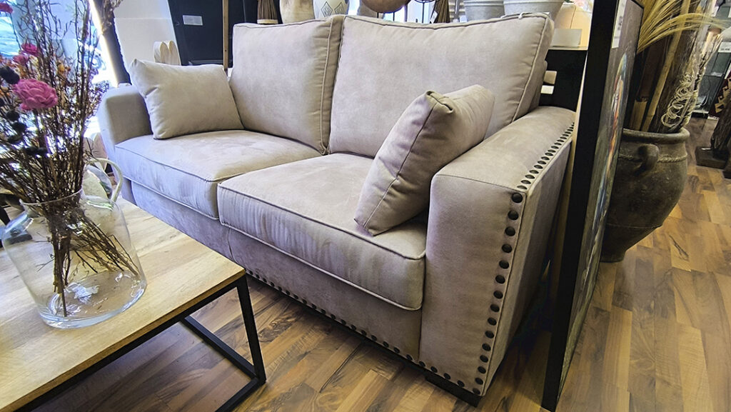 sofa-tachuelas-moderno-tienda-madrid
